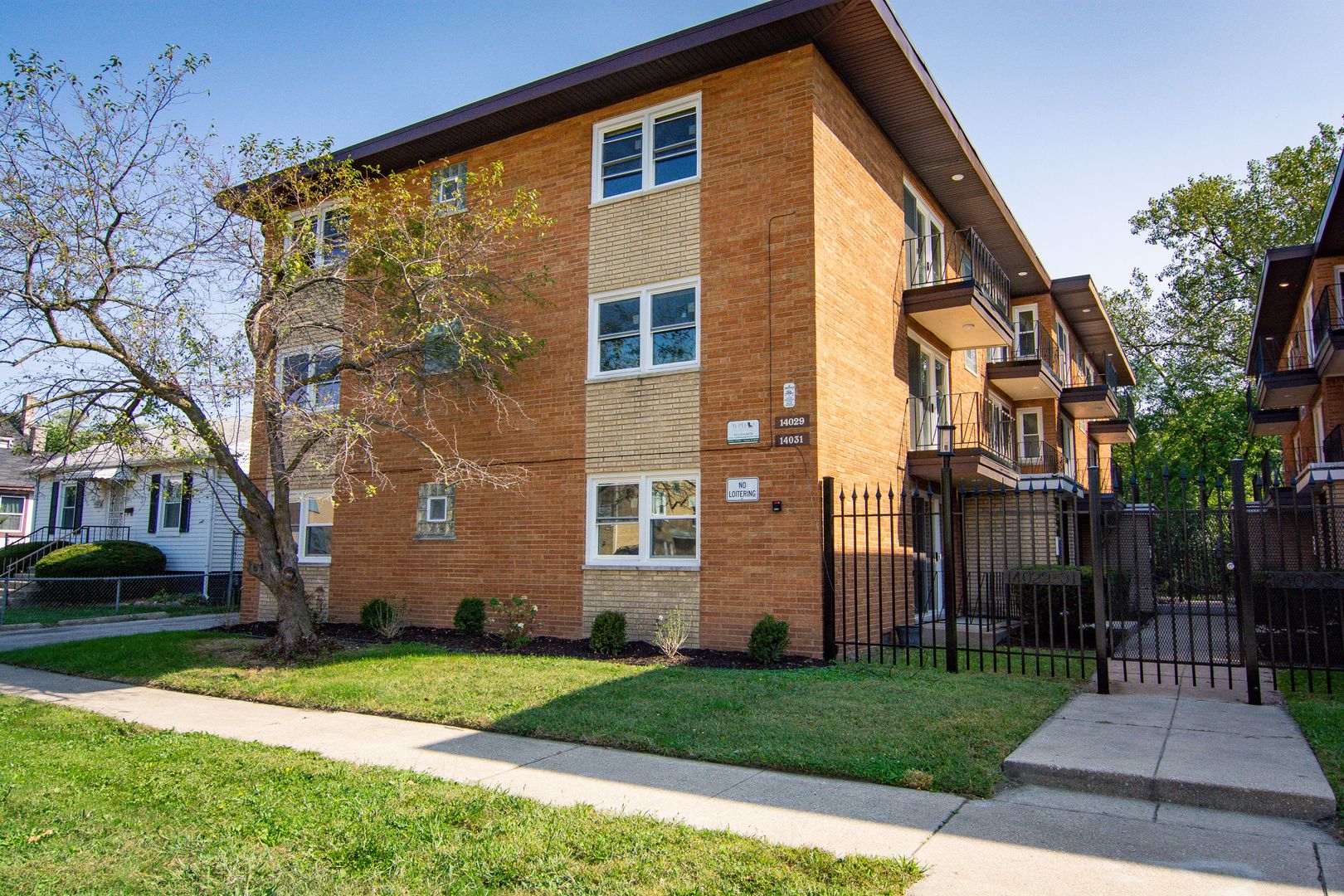 Riverdale Apartment: 14029-31 S. Atlantic