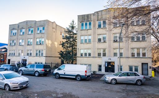 Updated 2-Bedroom Apartment for Rent – 1115 E. 81st St., Chicago, IL 60619 – photo 1