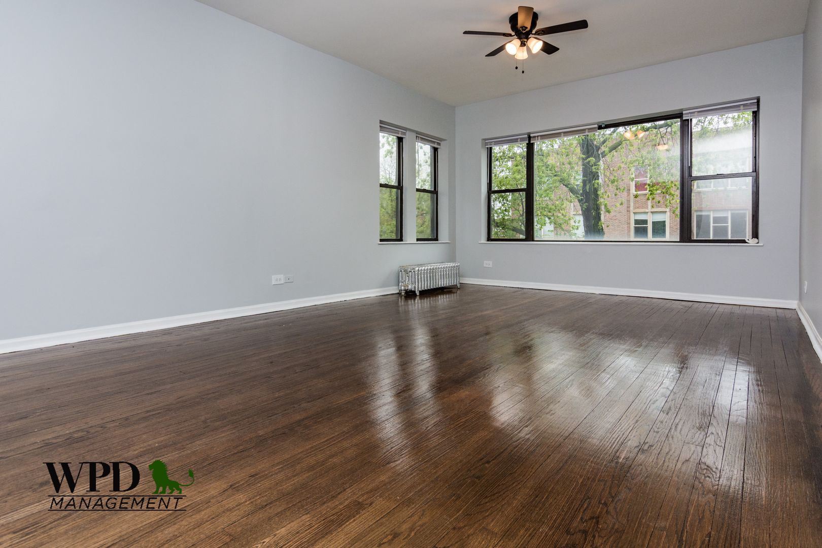 Chicago Apartment: 7549 S Essex Ave