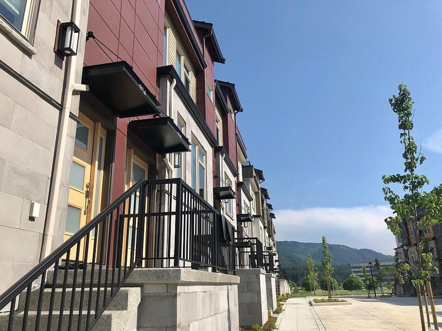 Issaquah House: 934 7th Ave NE