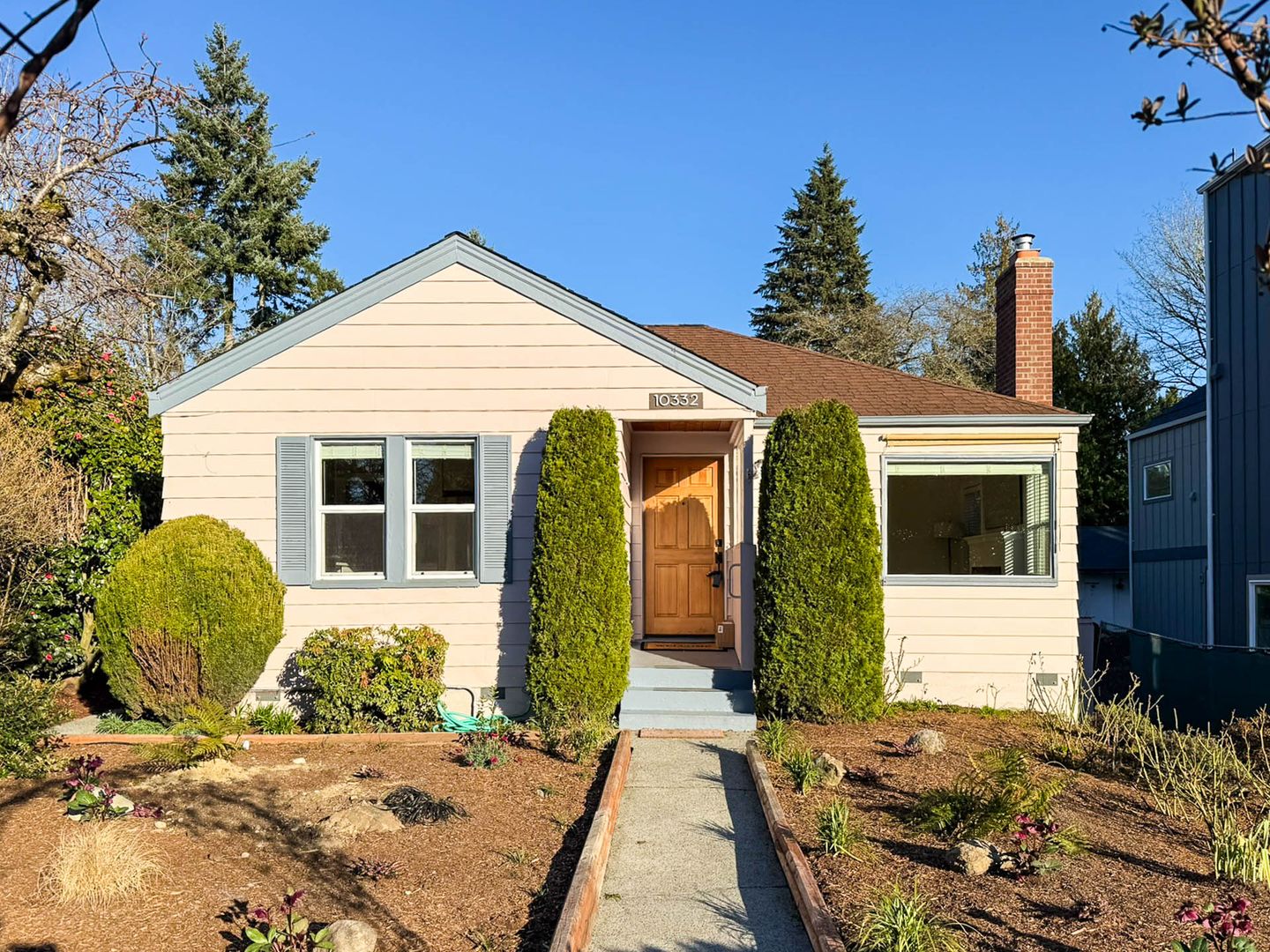 Seattle House: 10332 Ashworth Ave N