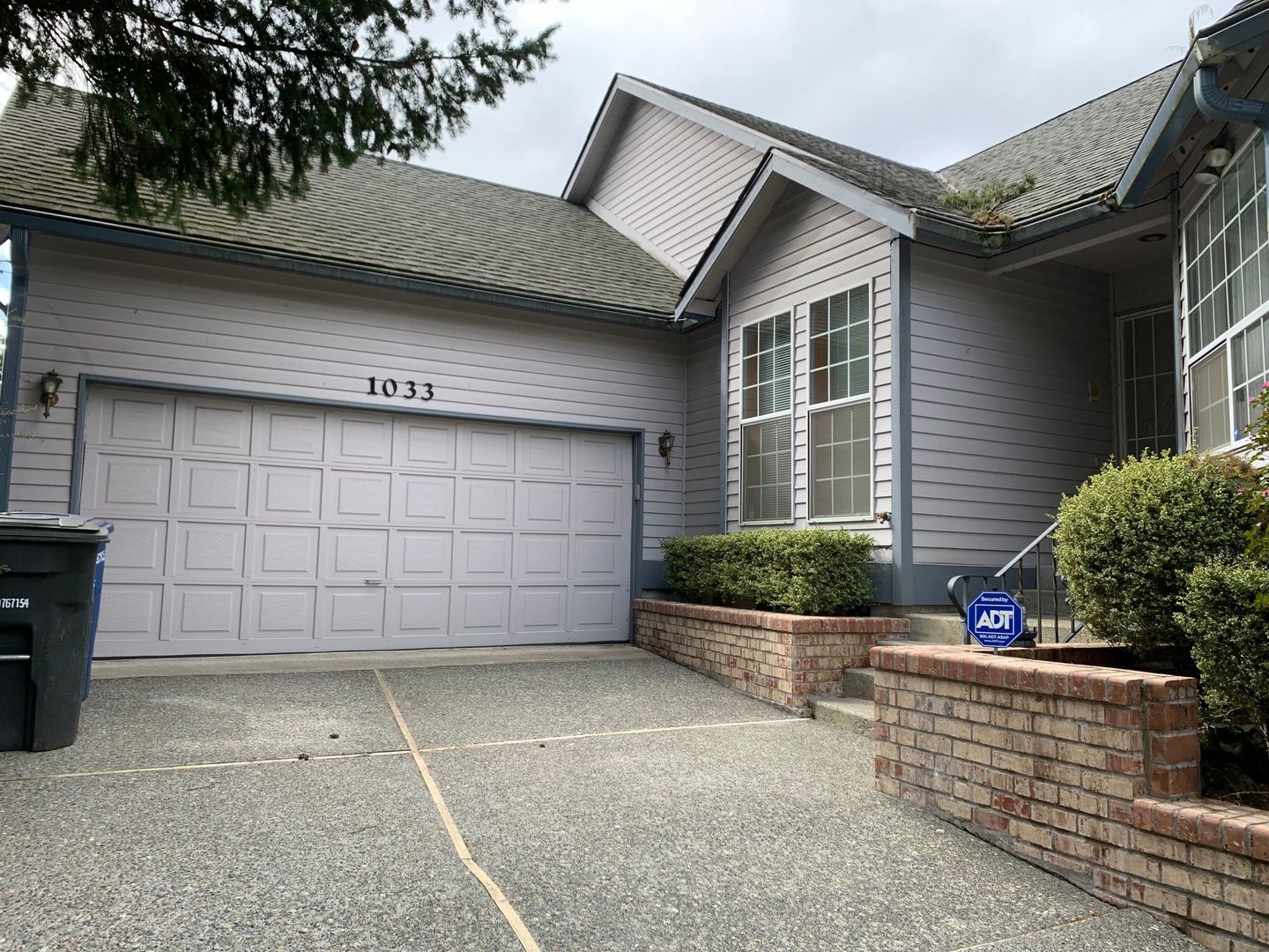 Des Moines House: 1033 S 232nd. St.