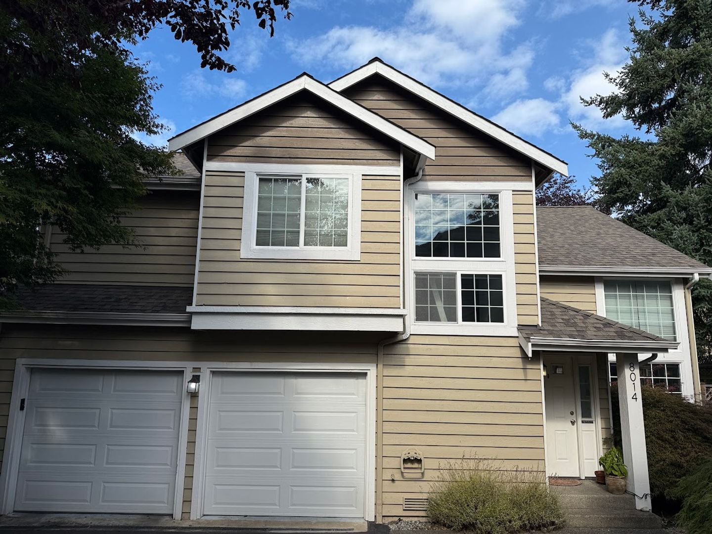 Kirkland House: 8014 118th Court NE