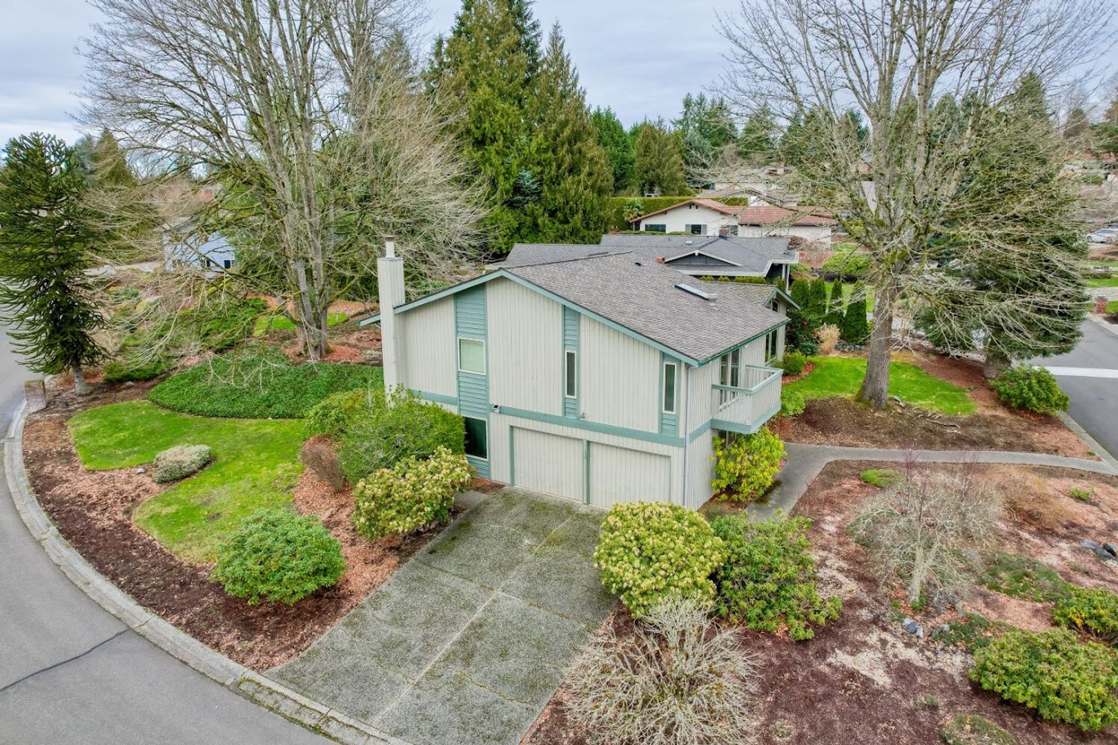 Kent House: 24427 140th Ave SE