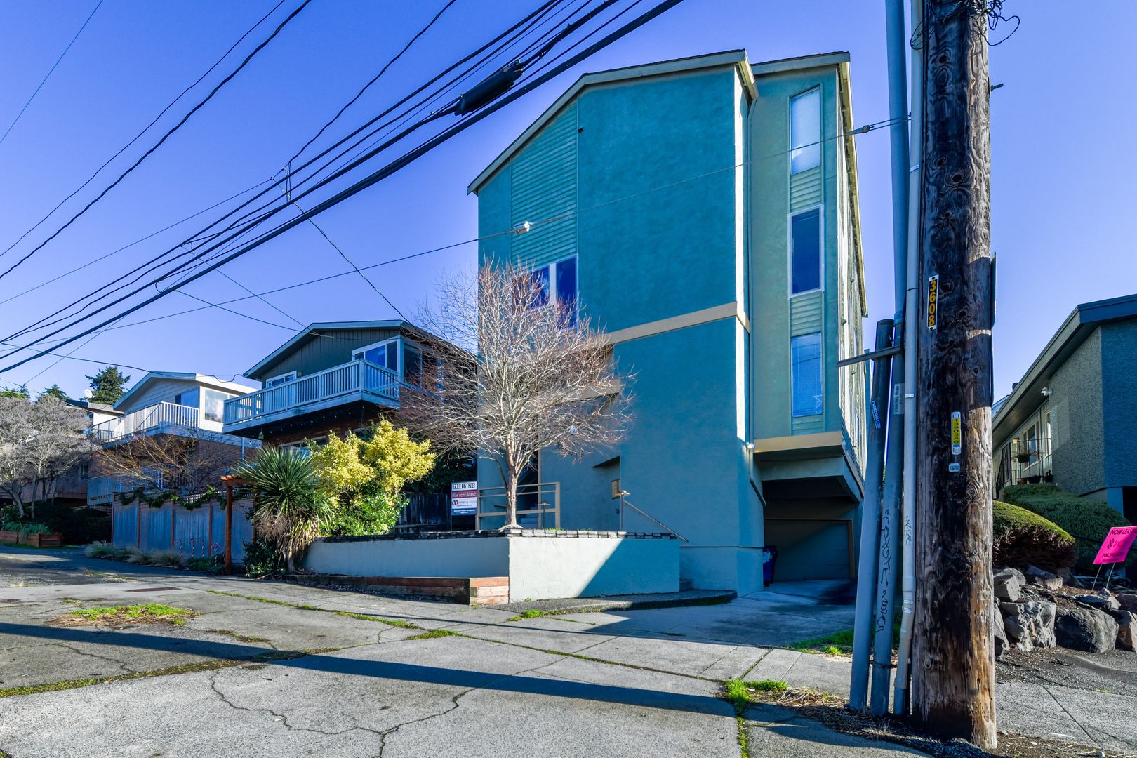 Seattle Apartment: 3644 Phinney Ave North