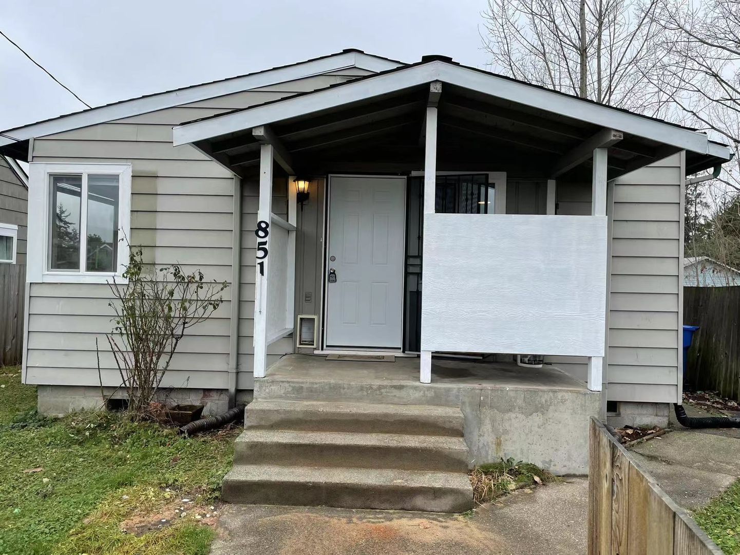Kent Apartment: 851 1st Ave N