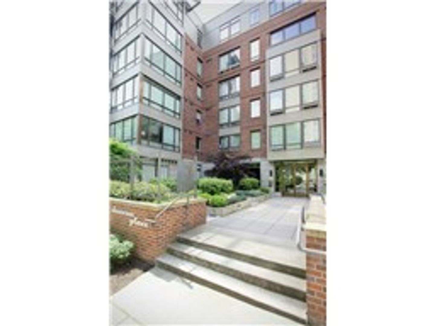 Seattle House: 4547 8th Ave NE #207