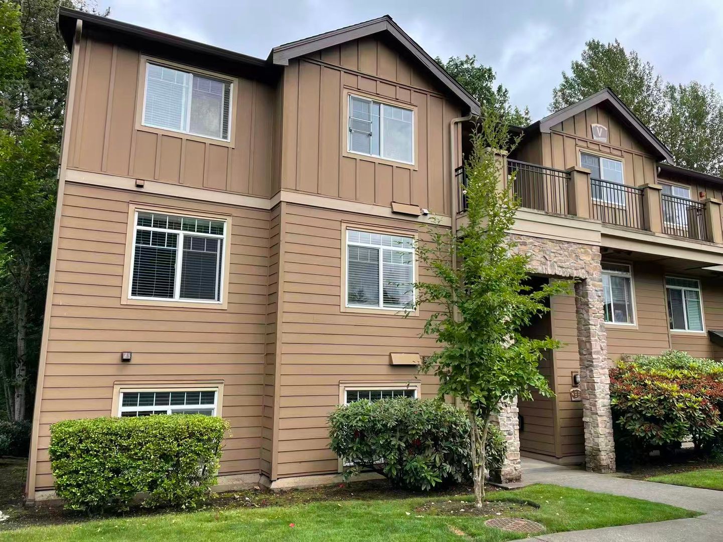 Bothell House: 18930 Bothell Everett Hwy Unit V302