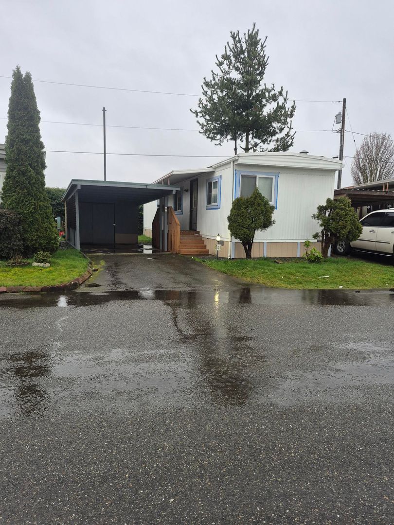 MARYSVILLE Apartment: 4000 76th St. NE