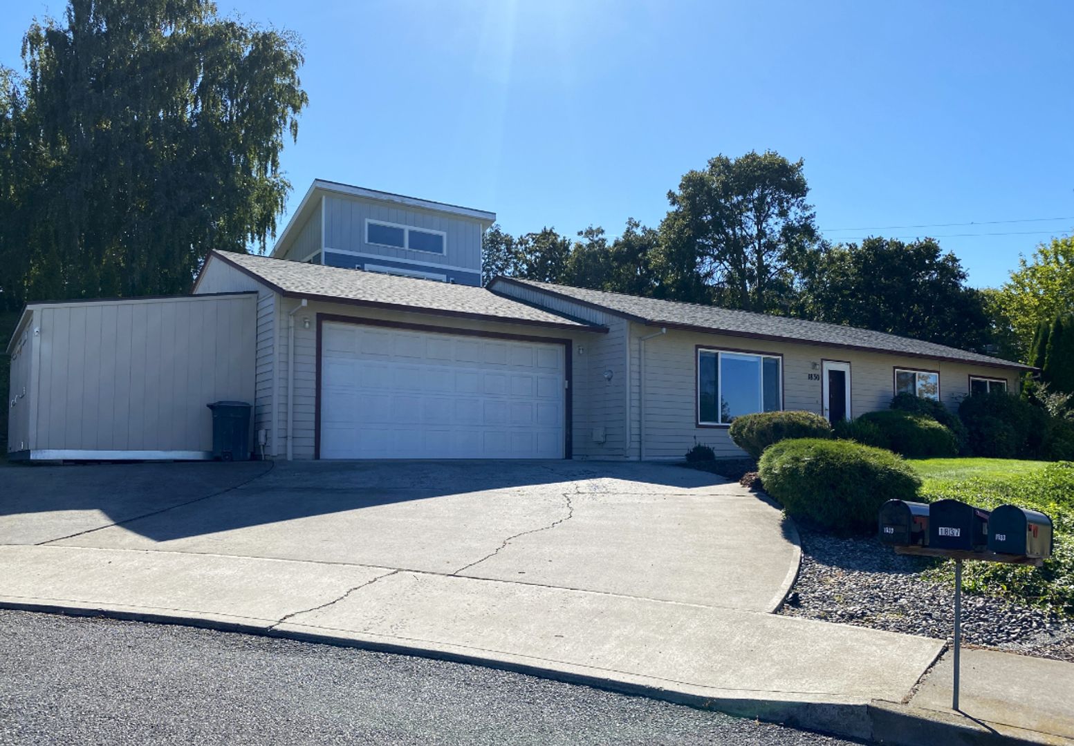 Single-Level Simplicity