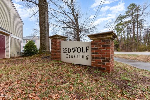 Great West Raleigh location convenient to NC State University, Downtown Raleigh, shopping, dining, and major roadways! – photo 1