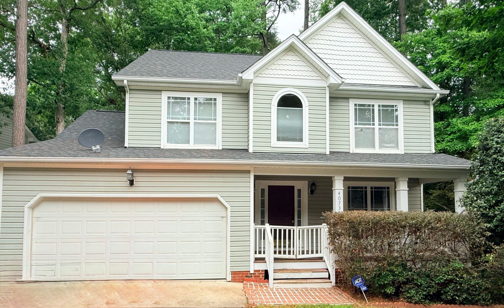 Raleigh House: 4073 Landover Lane