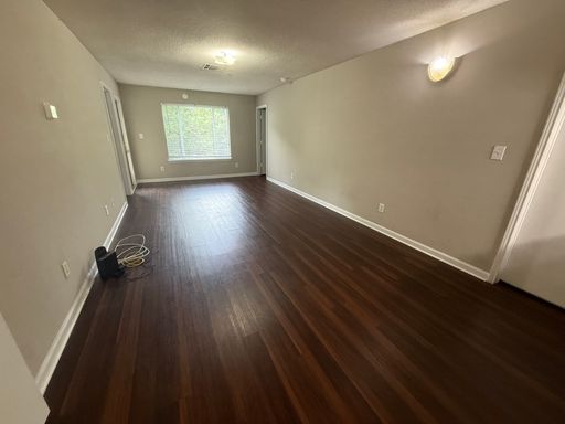 4 Bed 4 Bath Condo near NCSU! Available late July, includes utilities! – photo 1