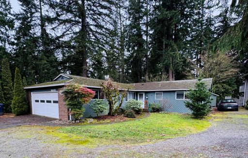 16930 North Road, Bothell, WA 98012