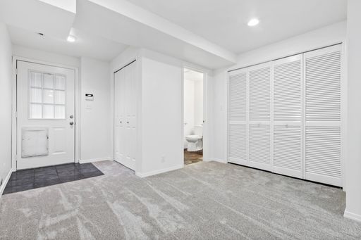 Listing photo thumbnail