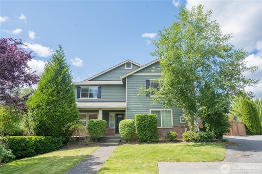 22306 NE 100th Way, Redmond, WA 98053