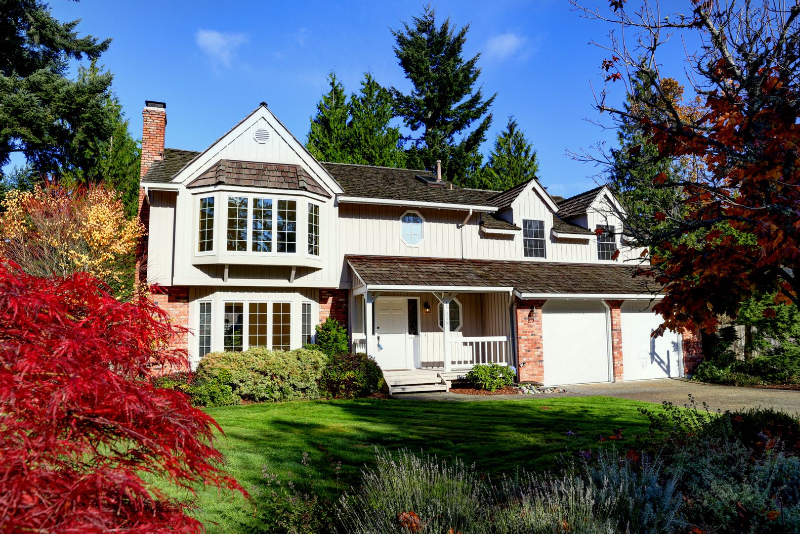 Bellevue House: 17218 SE 46th Place