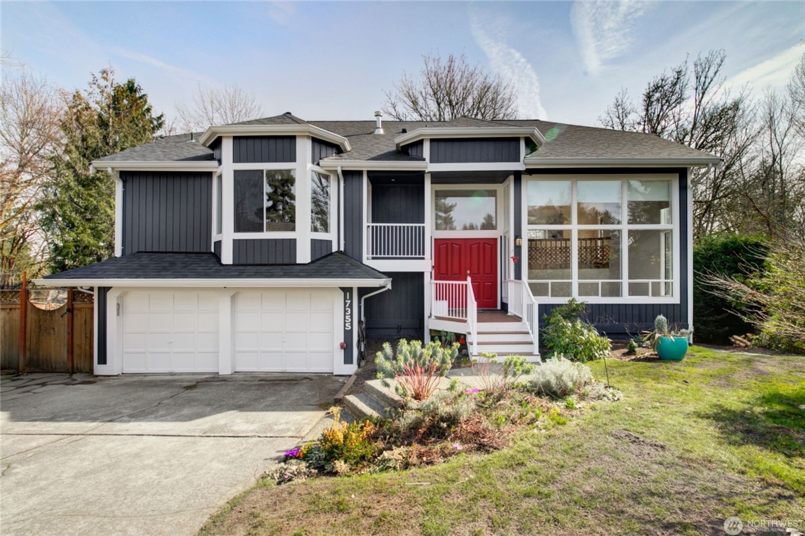 Bellevue House: 17355 NE 17th Place