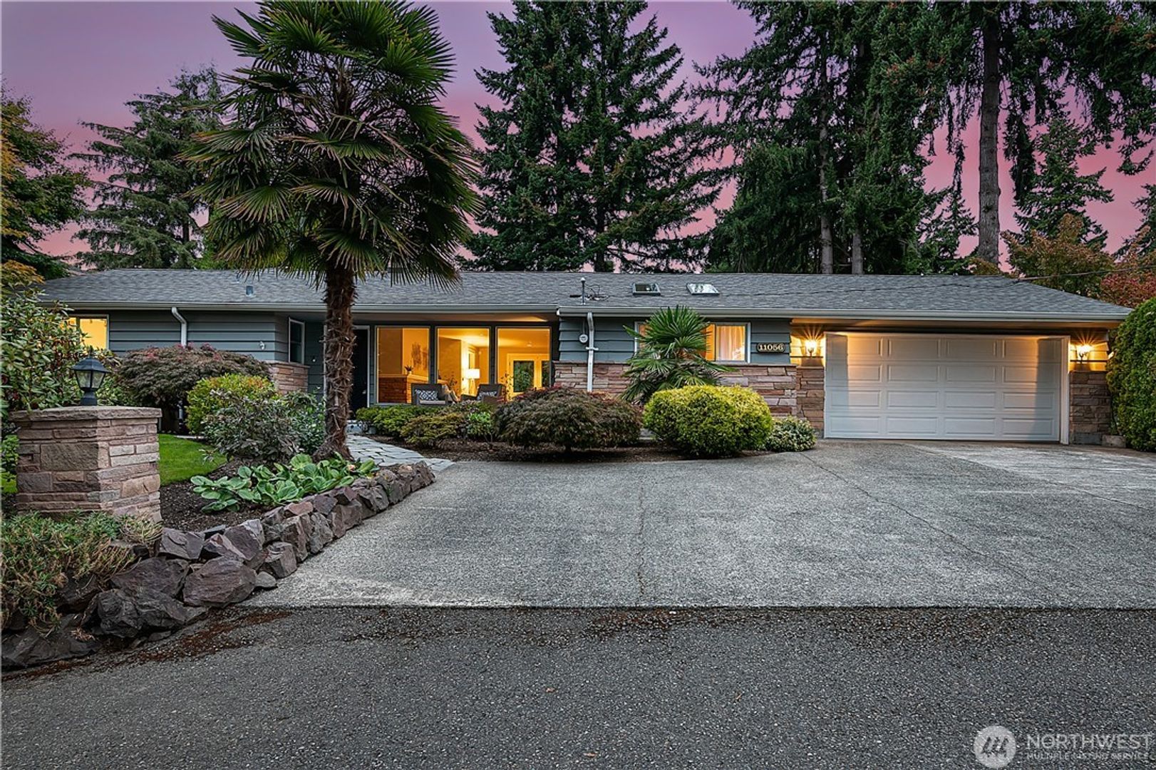 Bellevue House: 11056 SE 31st Street
