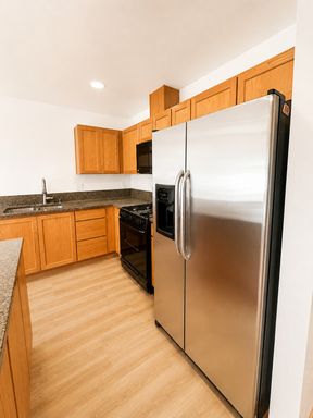 Listing photo thumbnail