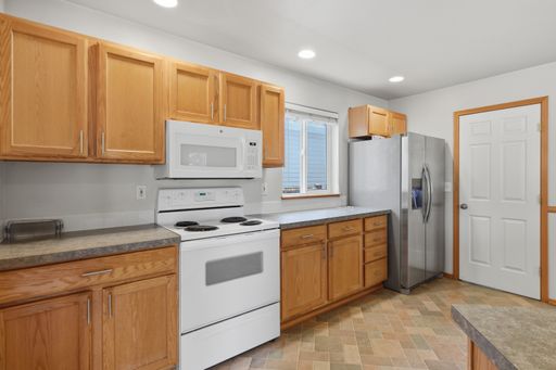 Listing photo thumbnail