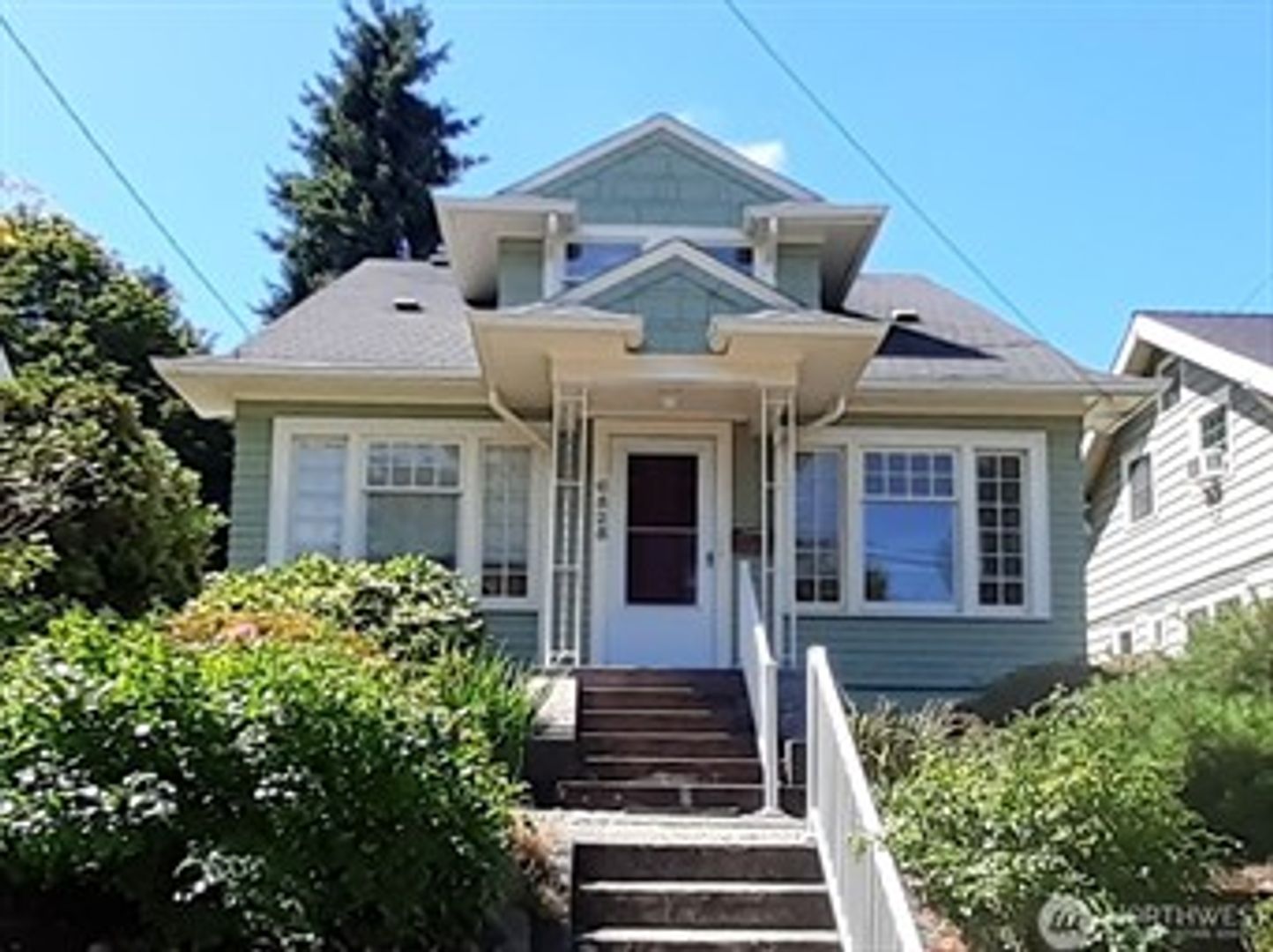 Seattle House: 6525 2nd Ave NE