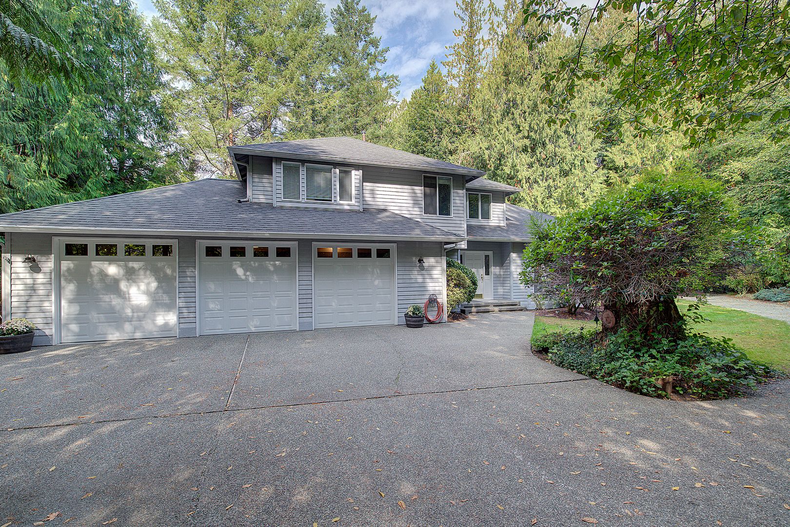 Sammamish House: 1432 254th Place SE
