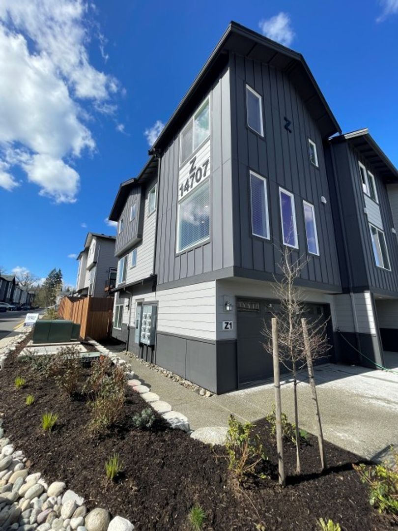 Snohomish Townhome: 14707 87th Ave SE #Z1