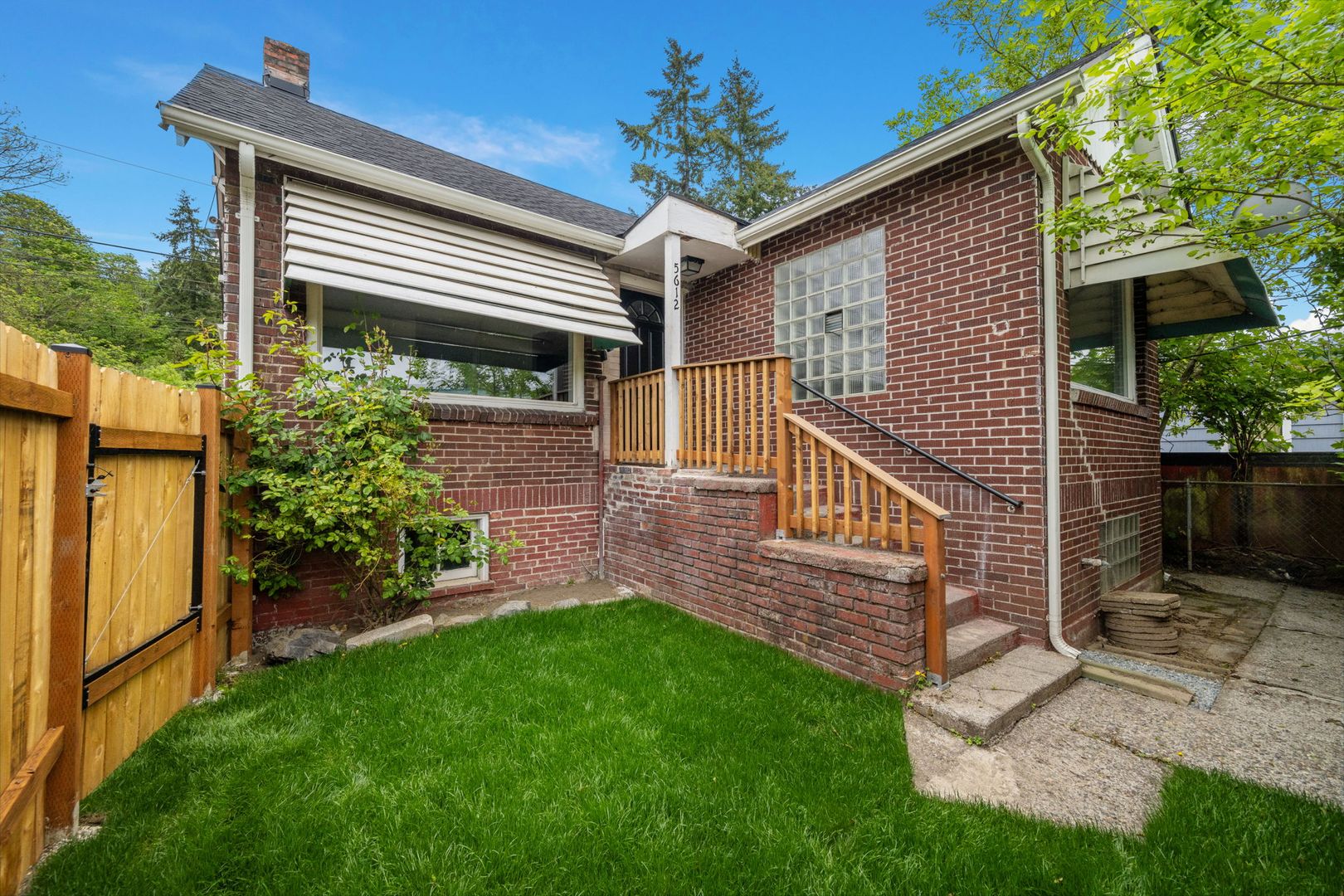 Seattle House: 5612 Delridge Way SW