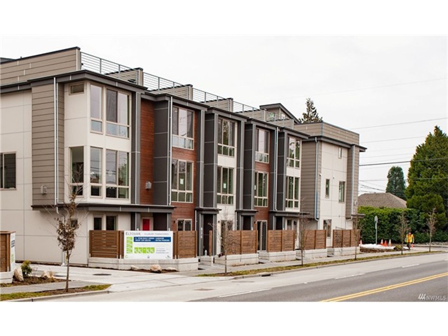 Seattle Townhome: 530 N 105th Street