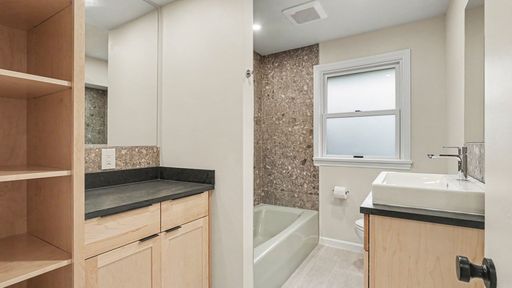 Listing photo thumbnail