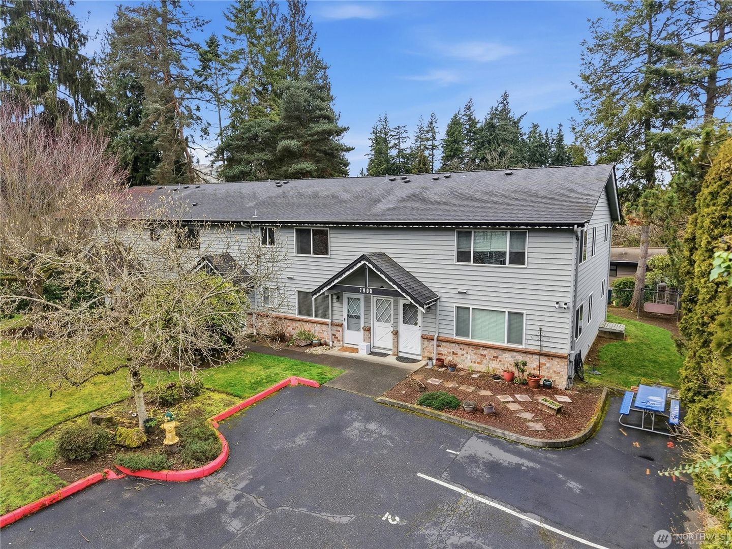 Edmonds Condo: 7909 218th St SW #6