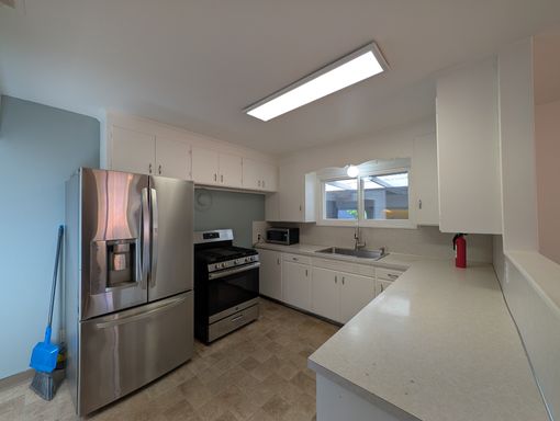 Listing photo thumbnail