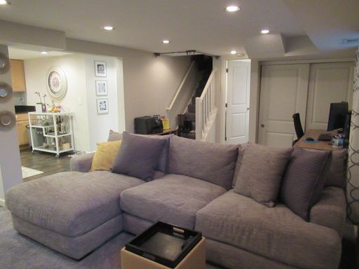 Listing photo thumbnail