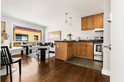 Listing photo thumbnail
