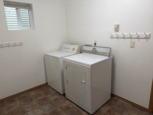 Listing photo thumbnail
