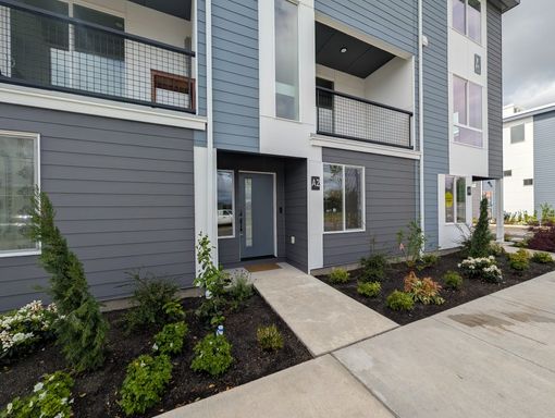 222 124th St SW #A2, Everett, WA 98201