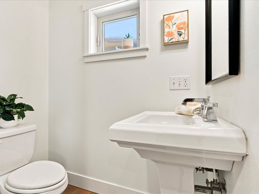 Listing photo thumbnail