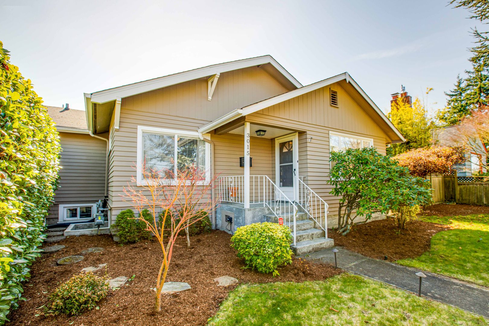 Seattle House: 3015 W Emerson St
