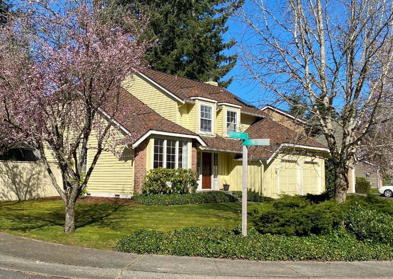 Sammamish House: 3525 243rd Avenue SE