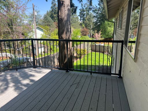 Listing photo thumbnail