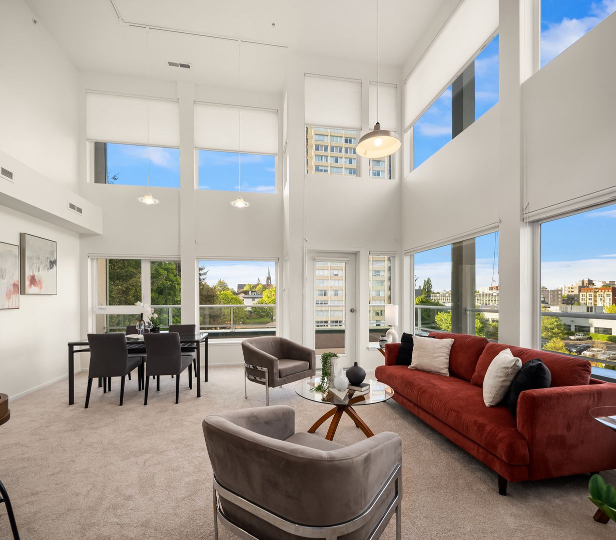 Seattle Condo: 4528 8th Ave NE, #5A