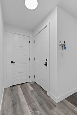 Listing photo thumbnail