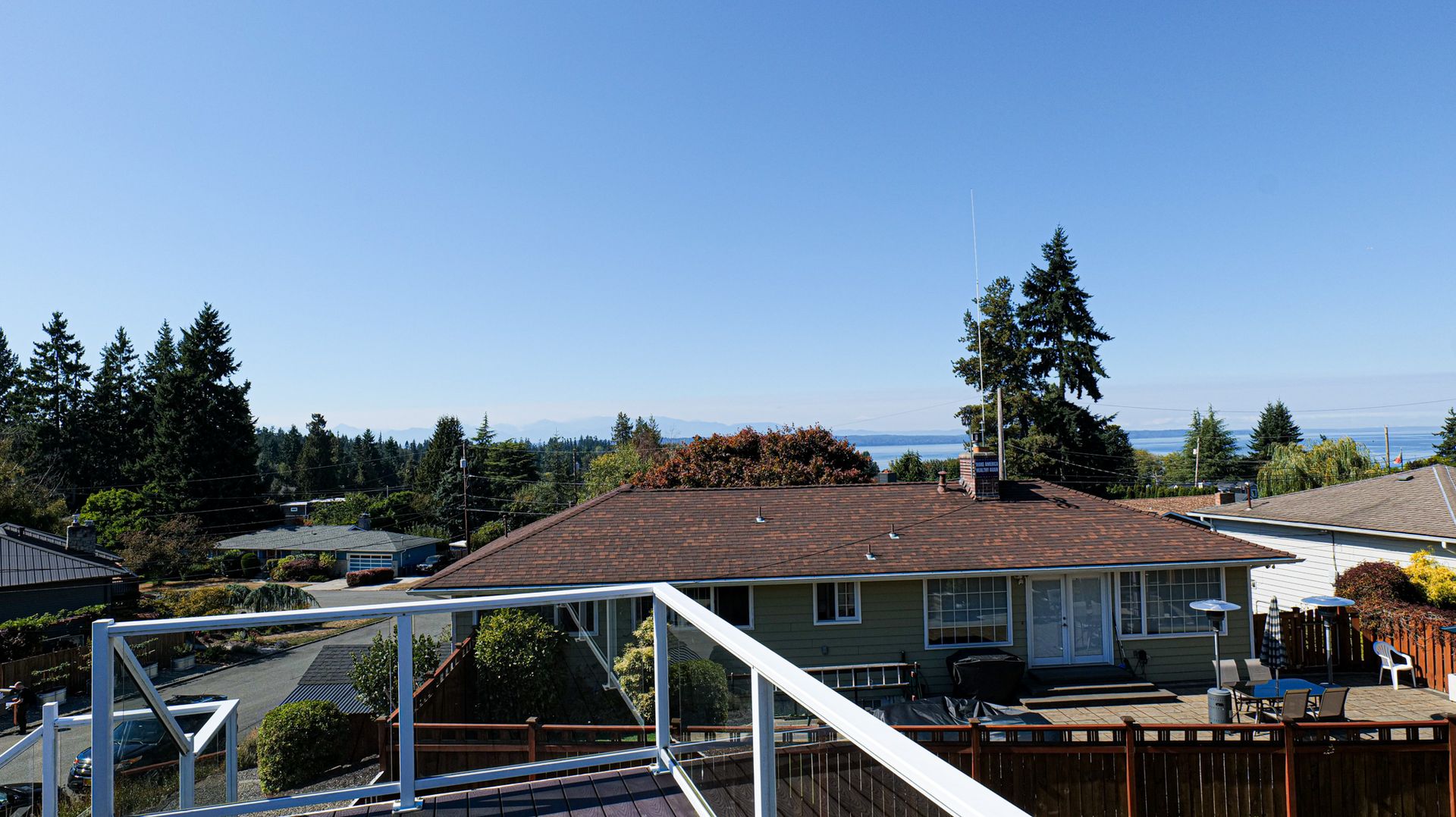 Edmonds House: 849 Poplar Way