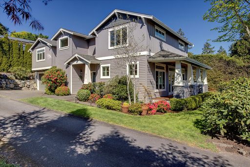 412 15th Avenue , Kirkland, WA 98033