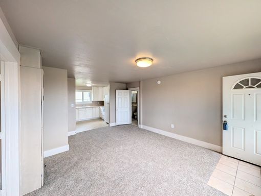 Listing photo thumbnail