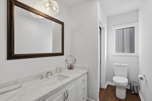 Listing photo thumbnail