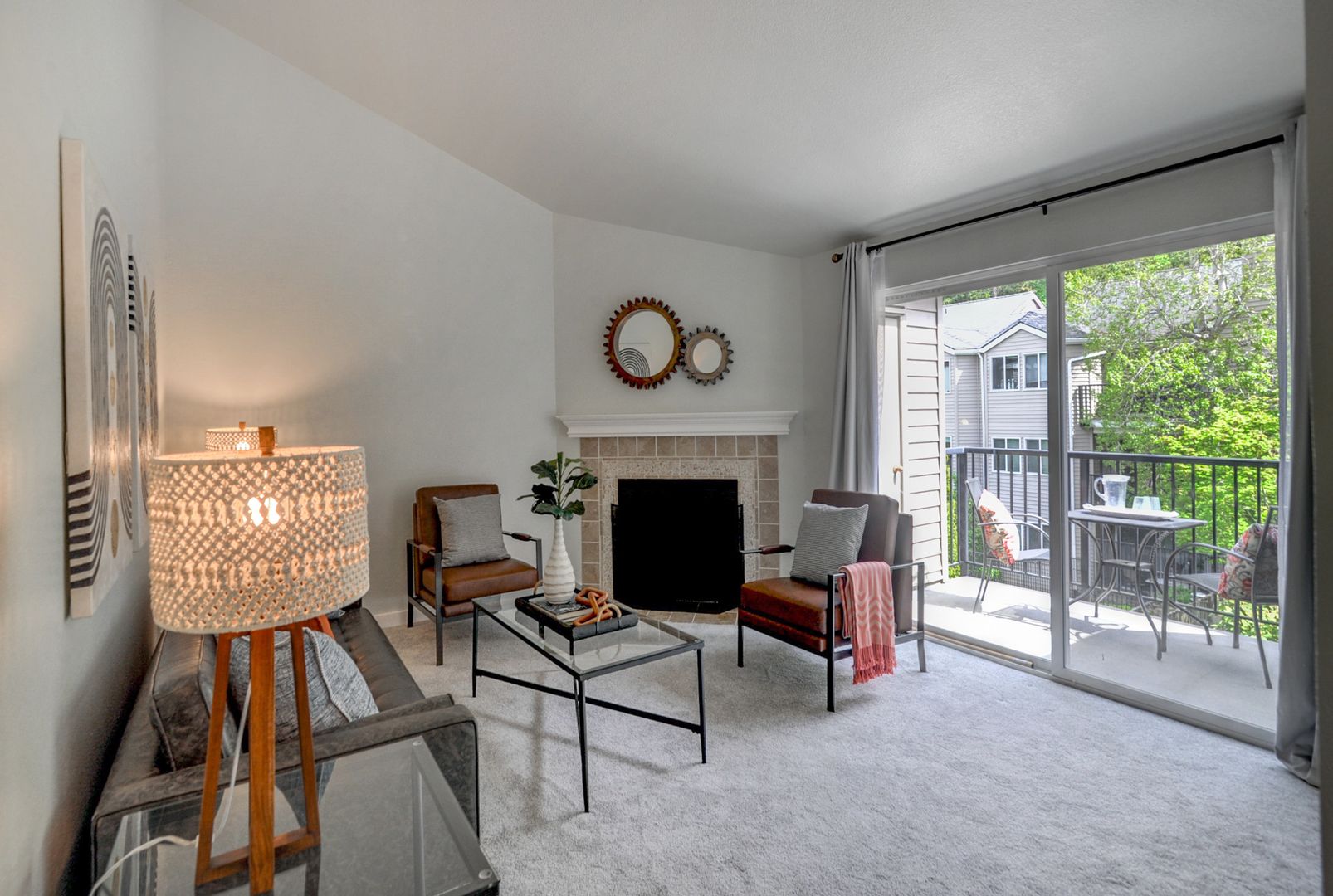 Kirkland House: 12040 100th Ave NE #J303