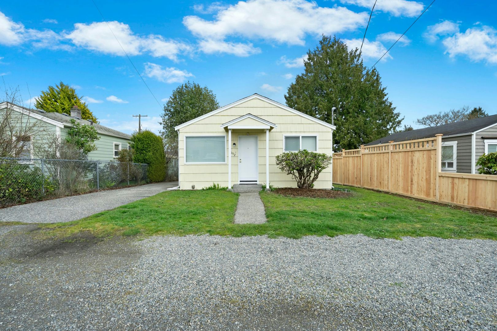 Seattle House: 9052 12th Avenue NW
