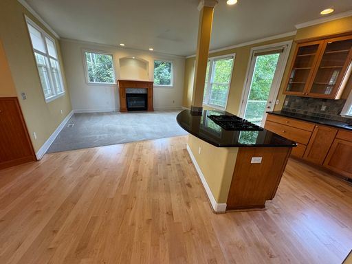 Listing photo thumbnail